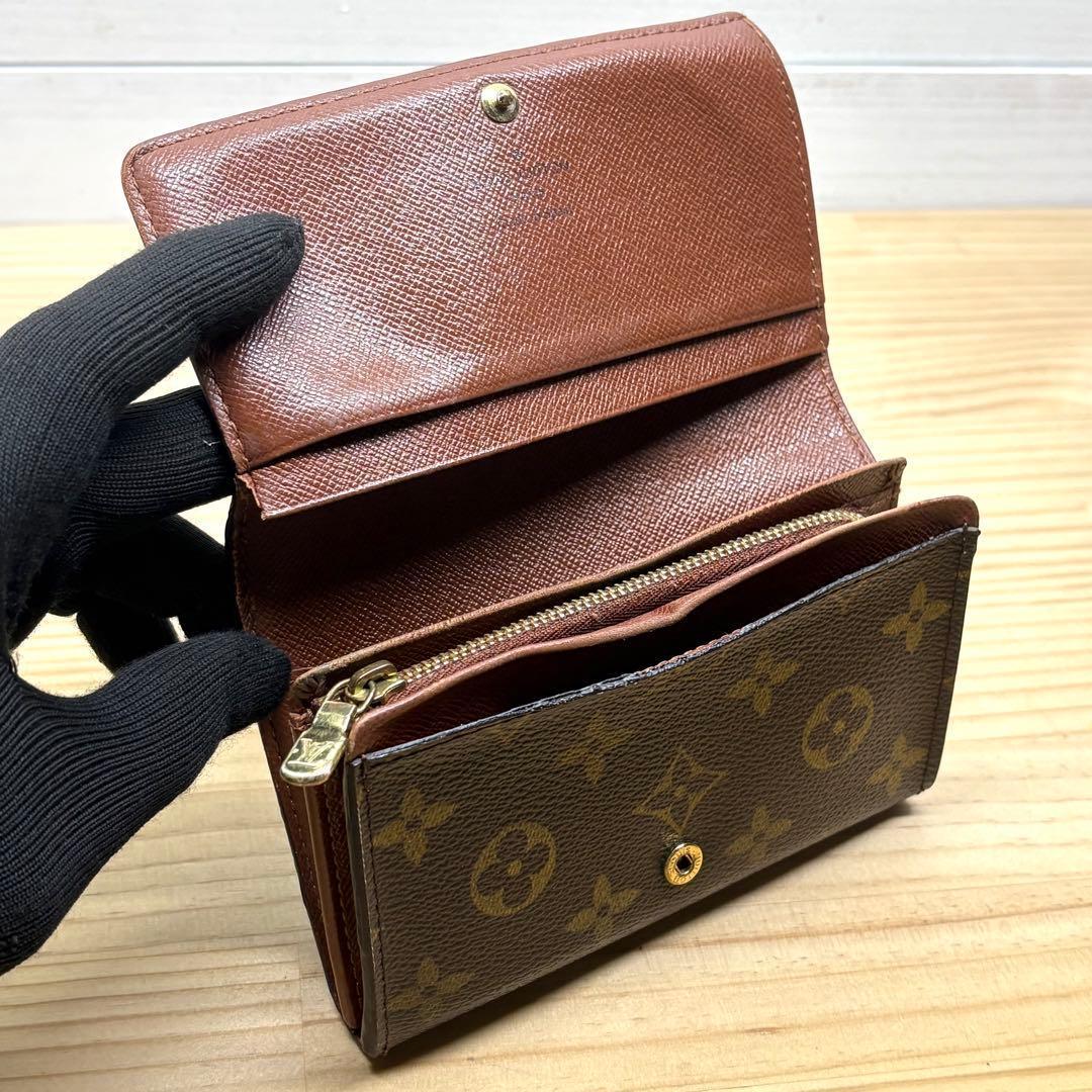 LOUIS VUITTON ルイヴィトン　折り財布　モノグラム