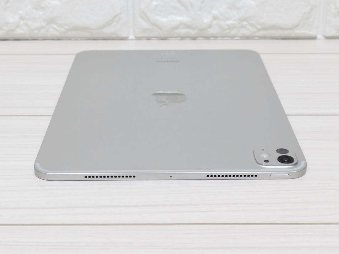 M4 iPadPro 11インチ　Wi-Fi 256GBシルバーMVV93J/A
