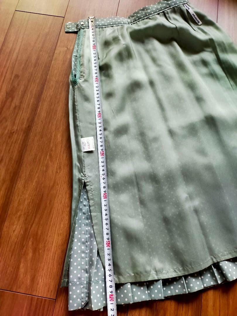美品【Burberrys】プリーツスカート グリーン 9号 ミモレ丈