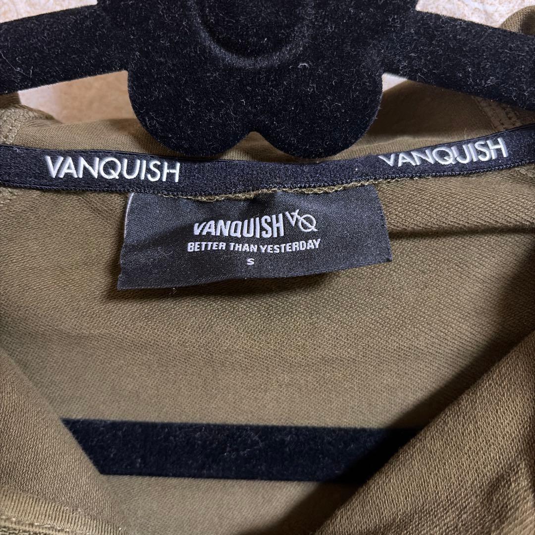 Vanquish Fitness 上下セットアップ Sサイズ　カーキ