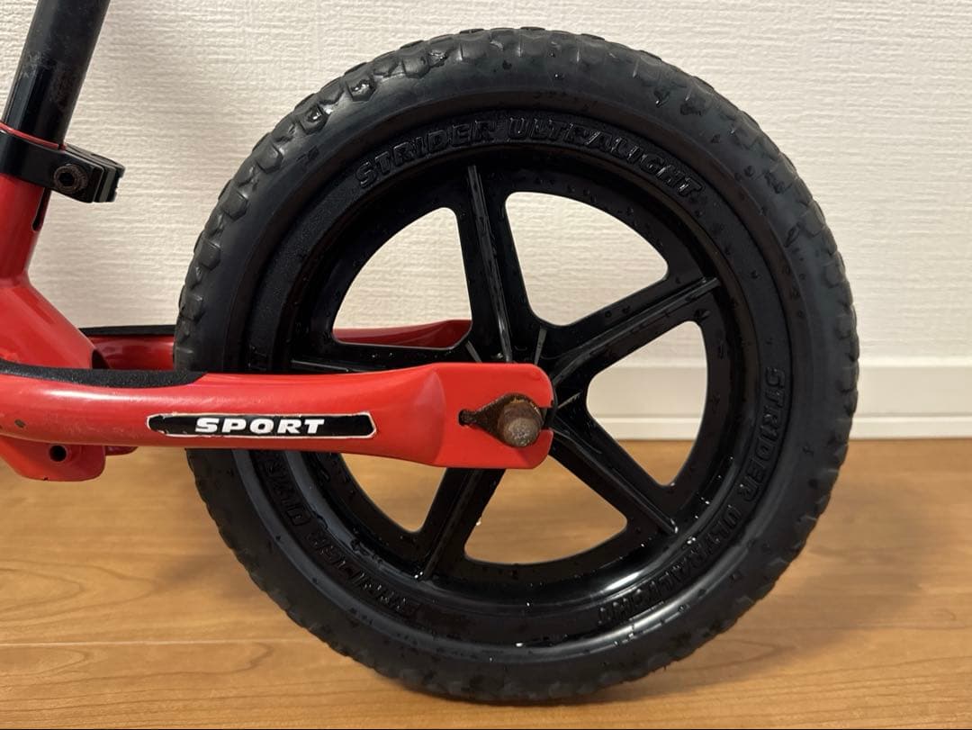 STRIDER ストライダー レッド 12インチ 人気色