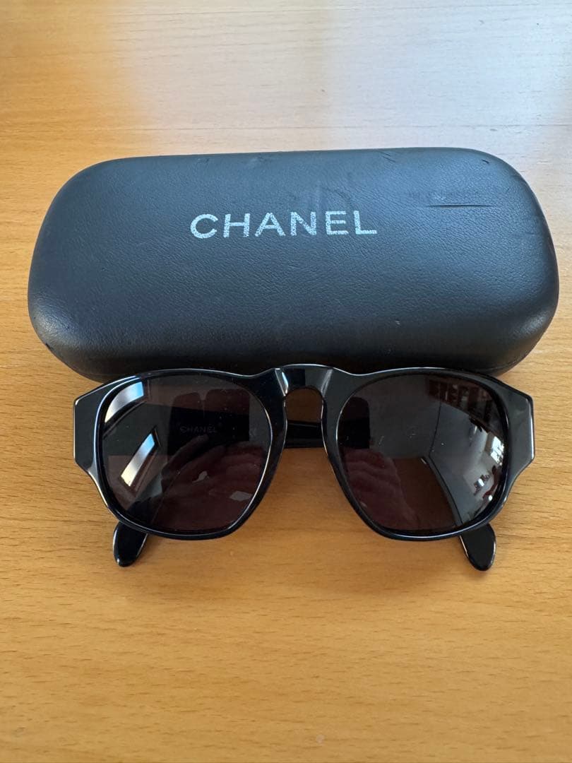 CHANEL シャネル　サングラス 01452 94305 ケース付き