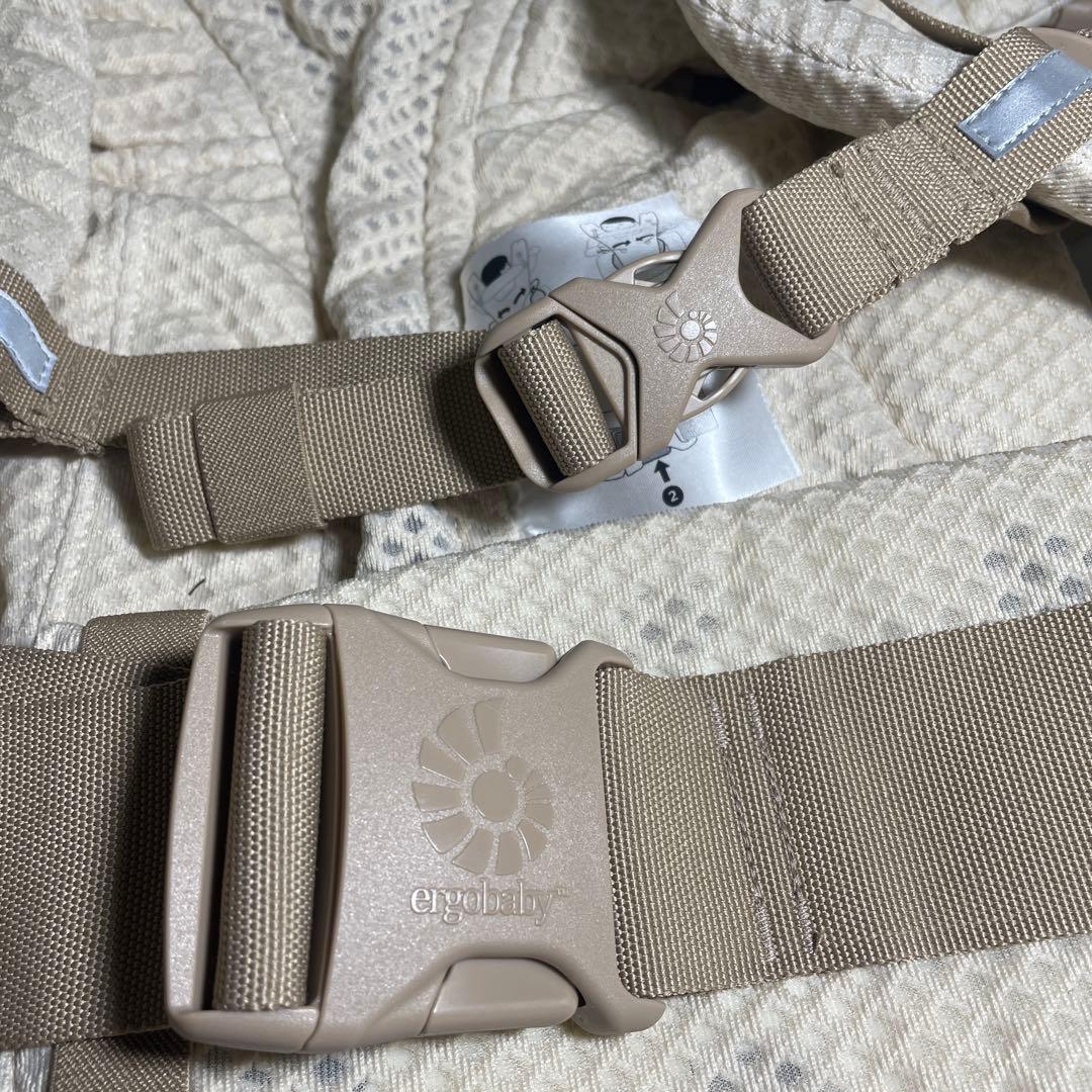 ErgobabyエルゴベビーEBC OMNI Breezeワイルドフラワーベージ