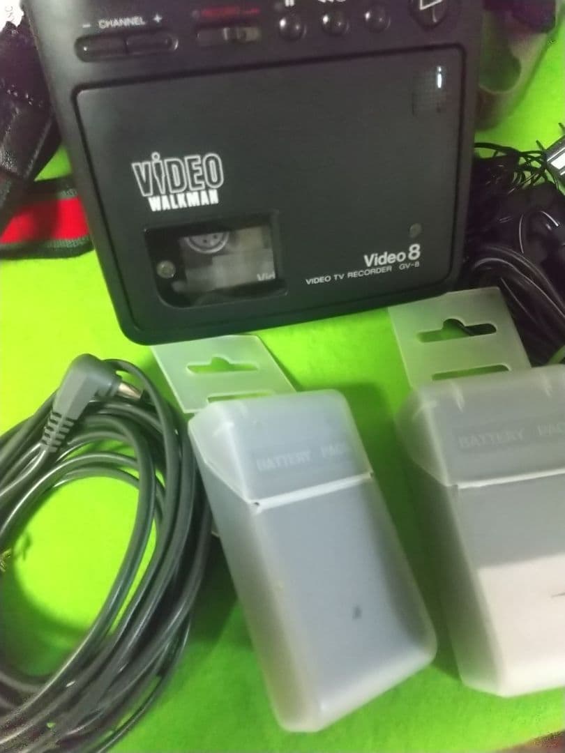 昭和家電 SONY VIDEO WALKMAN GV-8 通電OK 専用ケース付