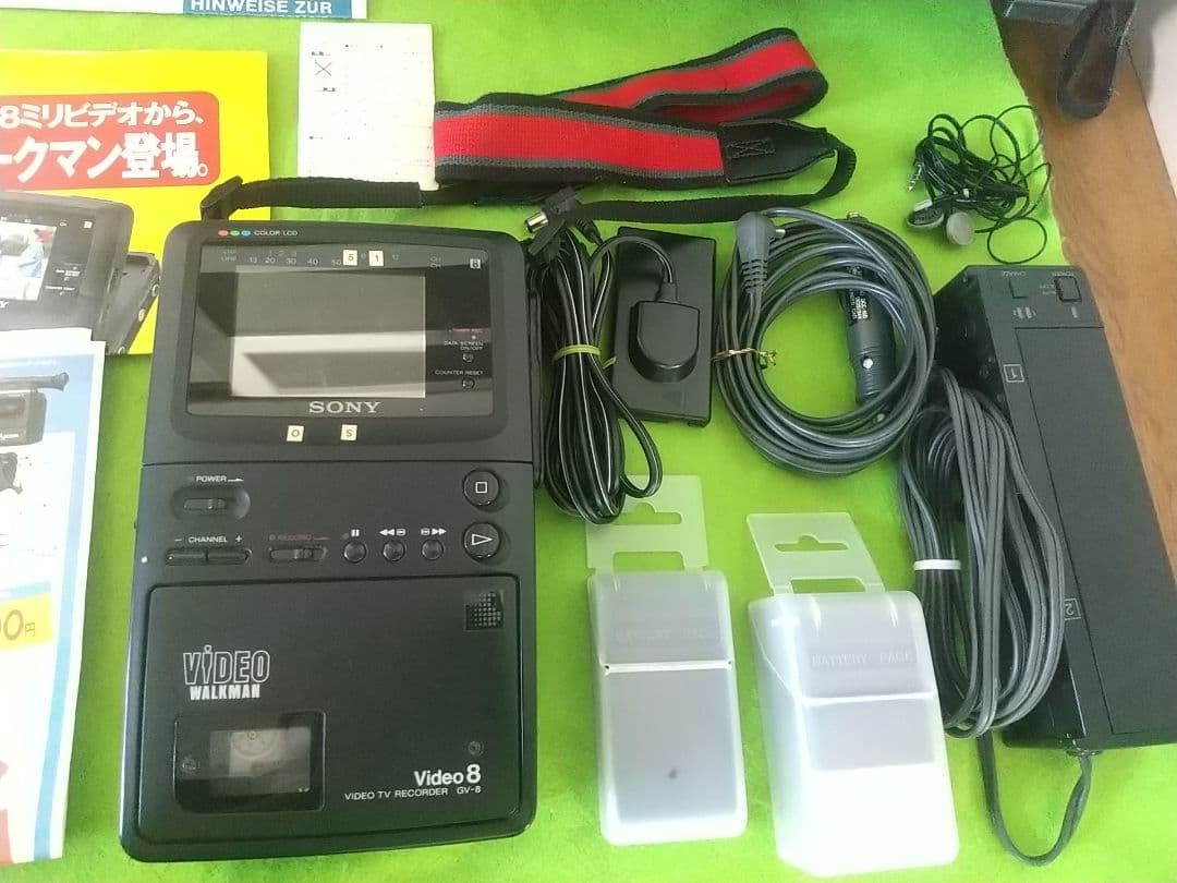 昭和家電 SONY VIDEO WALKMAN GV-8 通電OK 専用ケース付