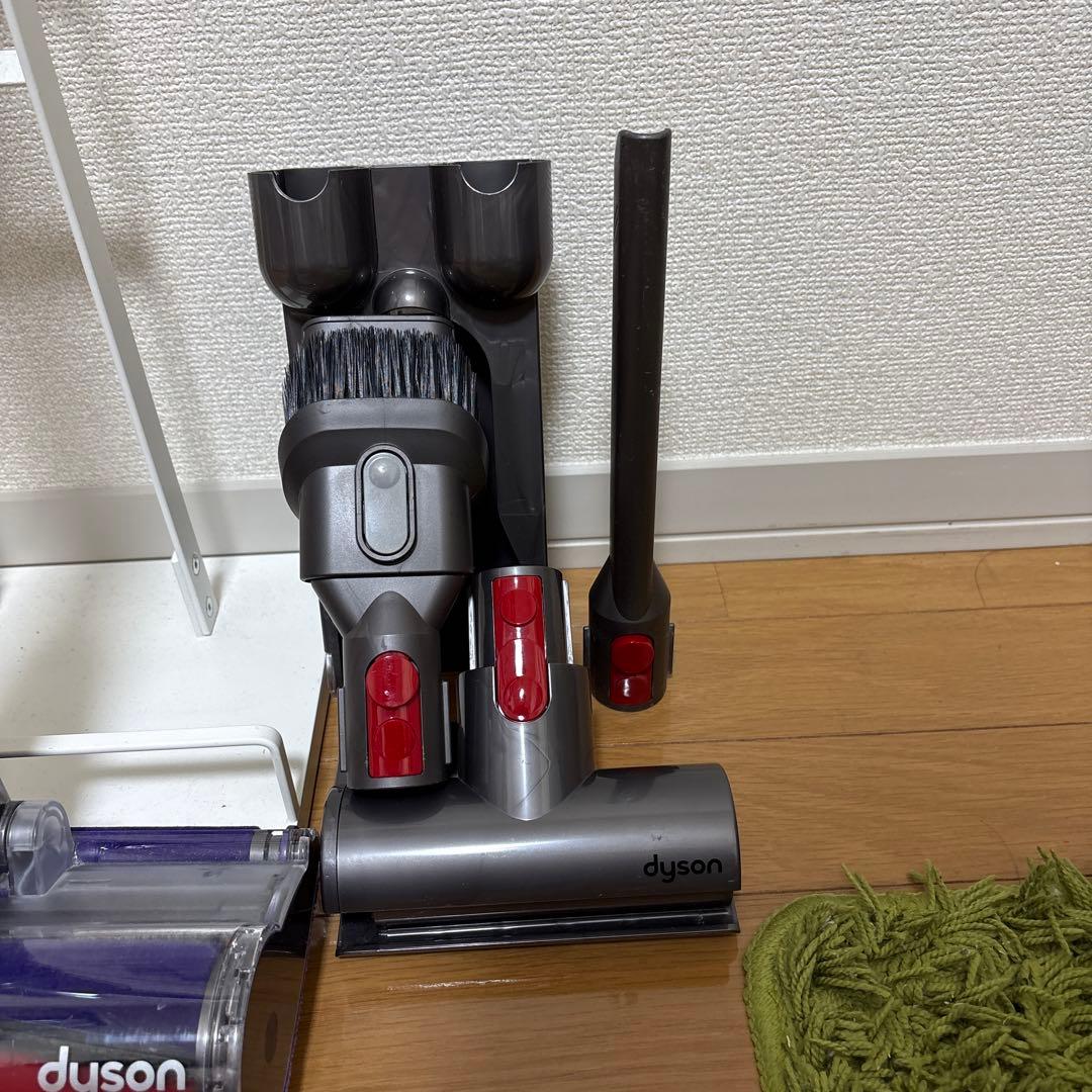 ダイソン Dyson SV12V10 サイクロン式コードレス掃除＋スタンドおまけ
