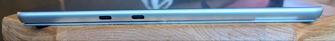 Microsoft Surface Pro 第11世代 2024 13インチ