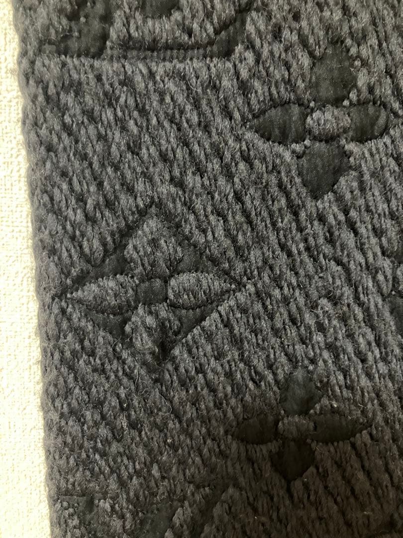 1*3様 Louis Vuitton ブラック グレー　マフラー