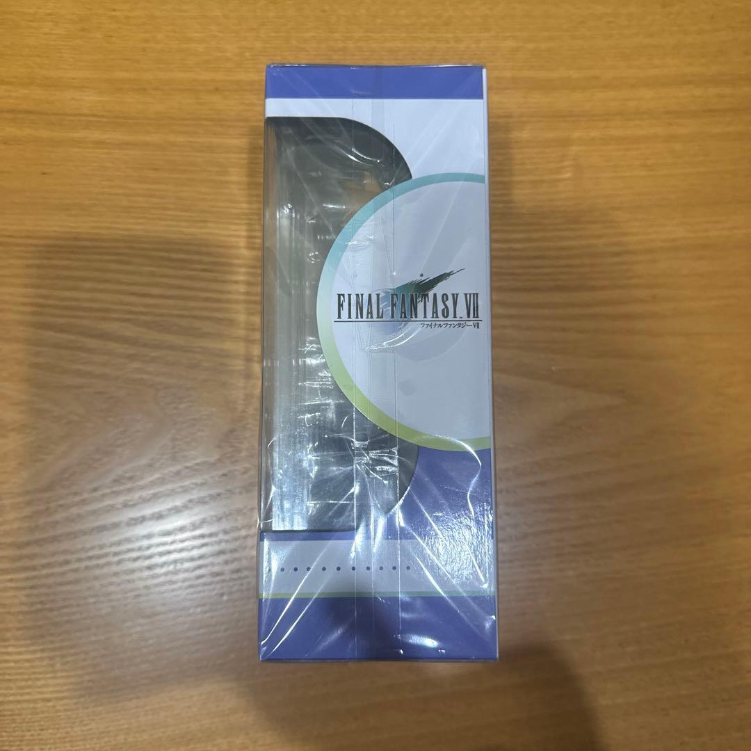 ファイナルファンタジーVII　スタティックアーツ　ミニ　クラウド・ストライフ
