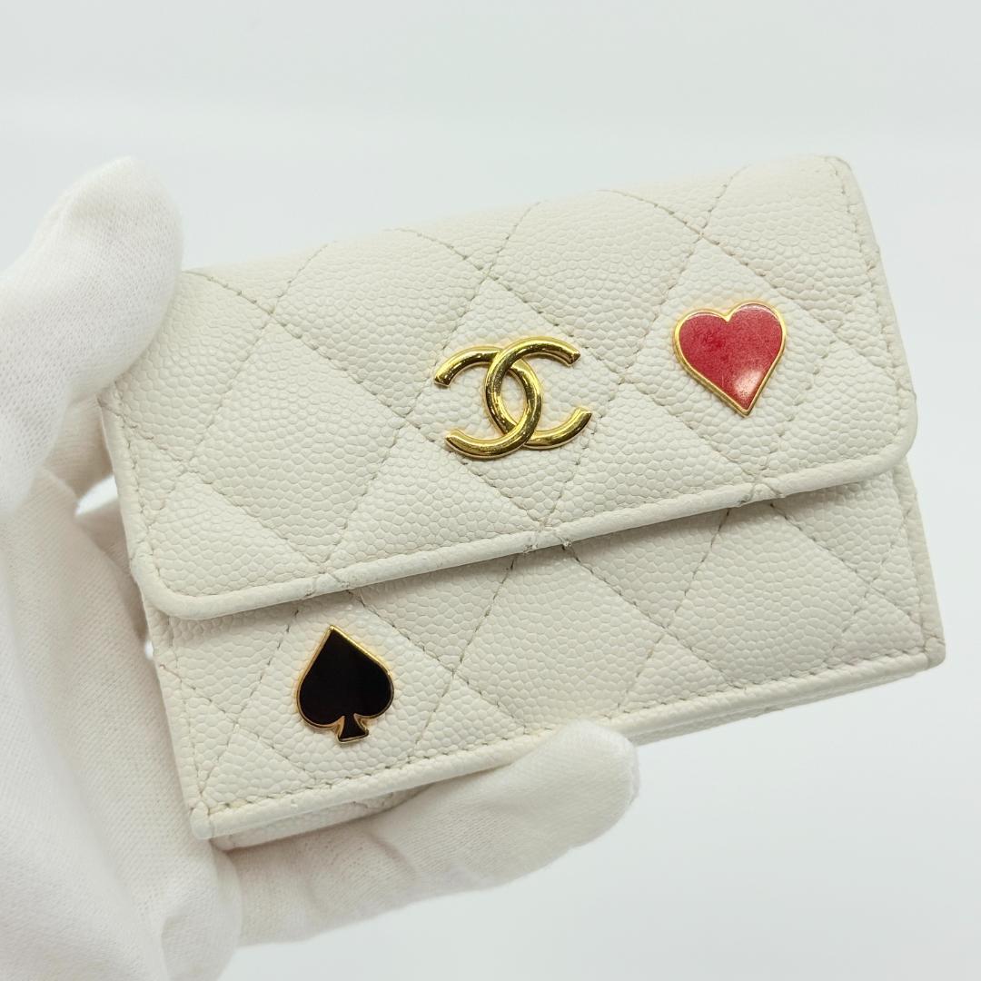 美品 CHANEL シャネル マトラッセ 三つ折り財布 キャビアスキン