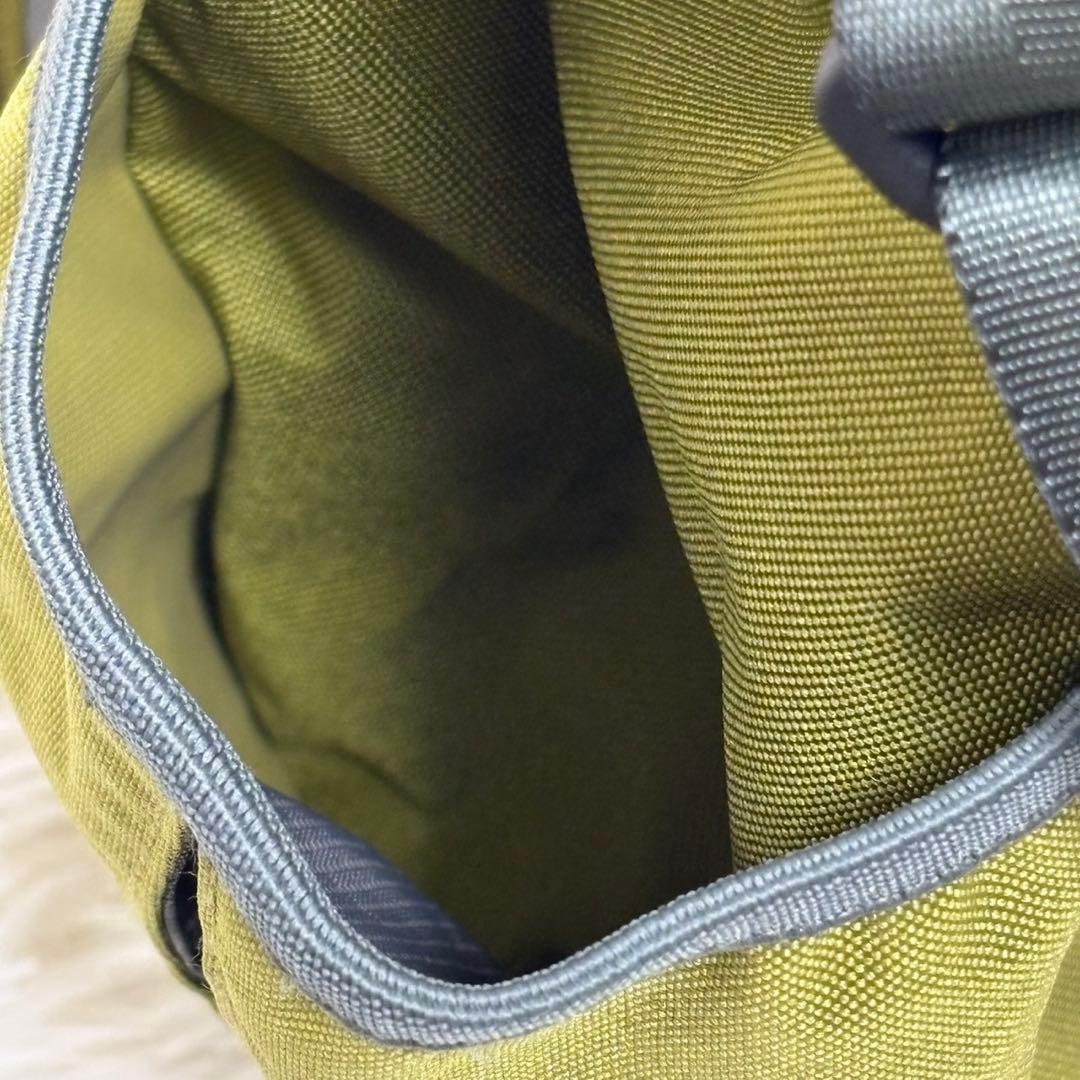Patagonia メッセンジャーバッグ A4可 大容量 オリーブ