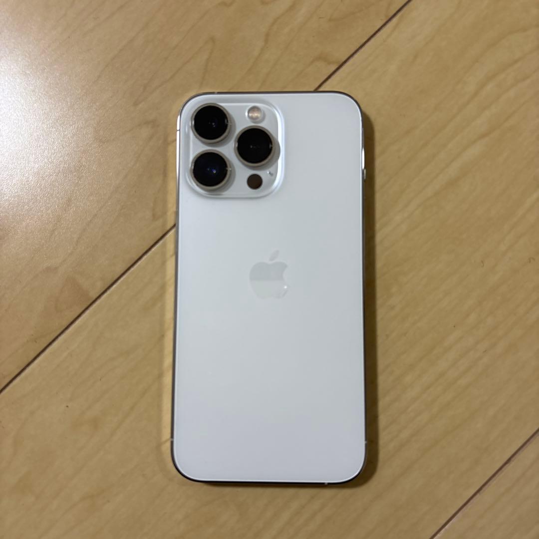 【美品】Apple iPhone 13 Pro ホワイト 本体