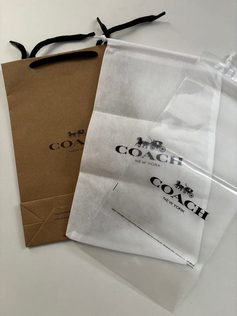 COACH 二つ折り財布 ブラック レザー