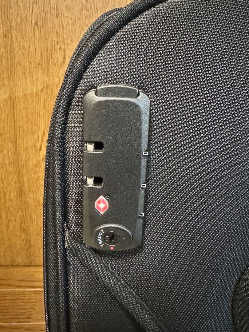 Americantourister MV+ アメリカンツーリスター 機内持ち込み