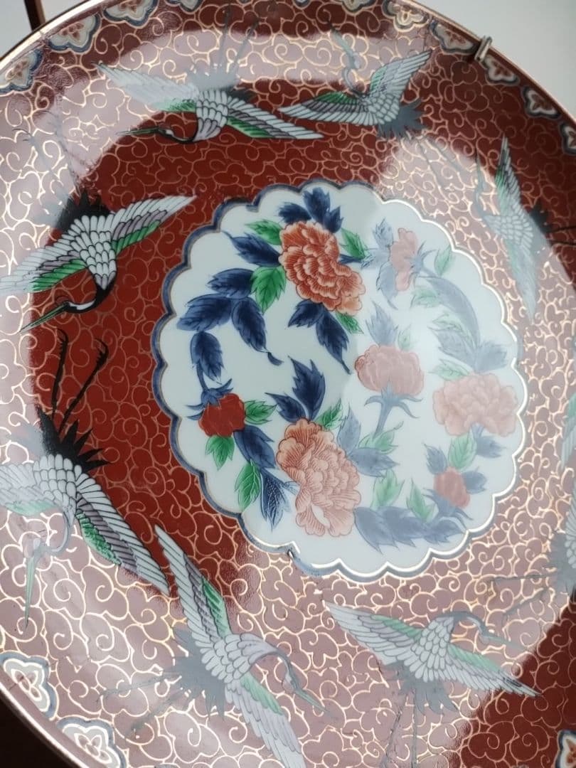 昭和レトロ　絵皿　壁掛け　赤絵　鶴　花柄　ヴィンテージ　陶磁器　金彩　縁起物