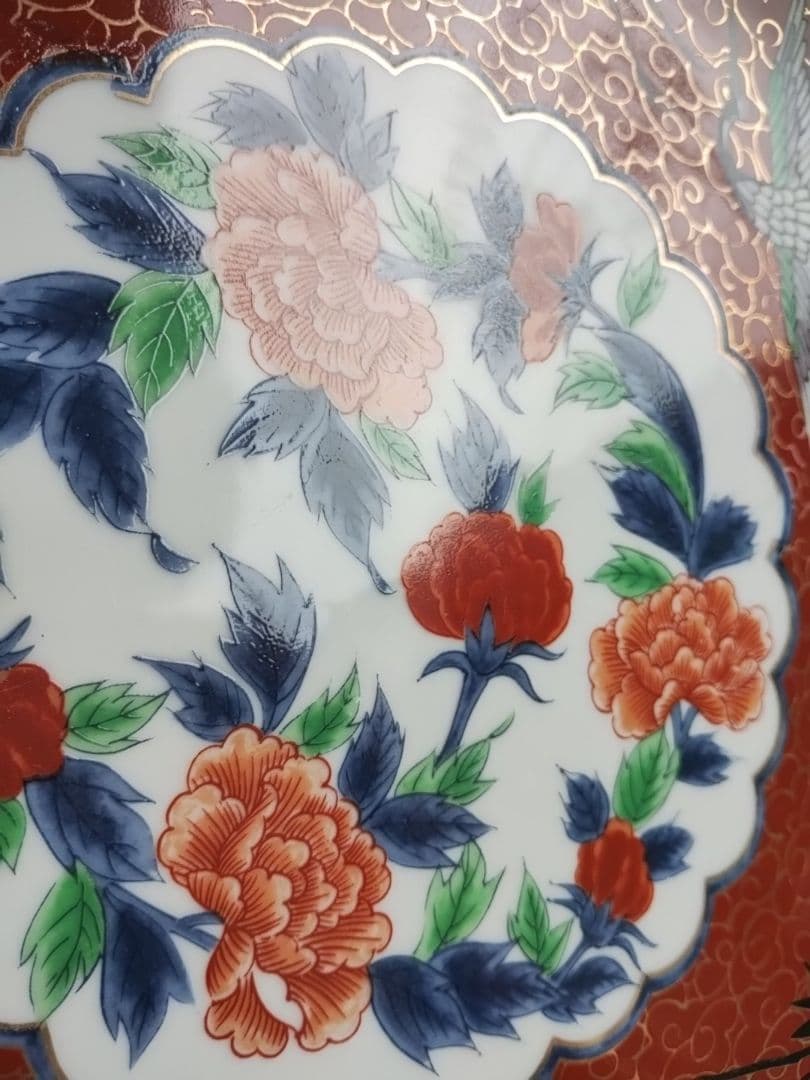 昭和レトロ　絵皿　壁掛け　赤絵　鶴　花柄　ヴィンテージ　陶磁器　金彩　縁起物