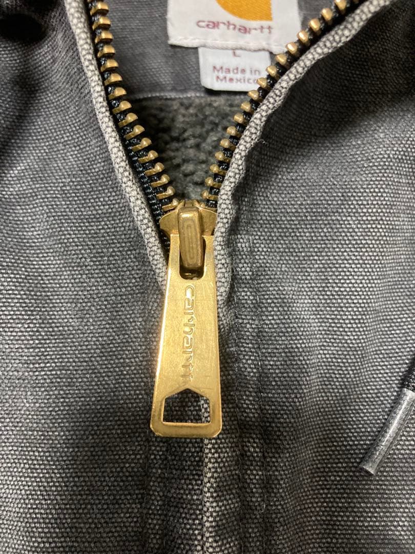 す*ん様 Carhartt カーハート　シエラジャケット　J141 ブラック　L