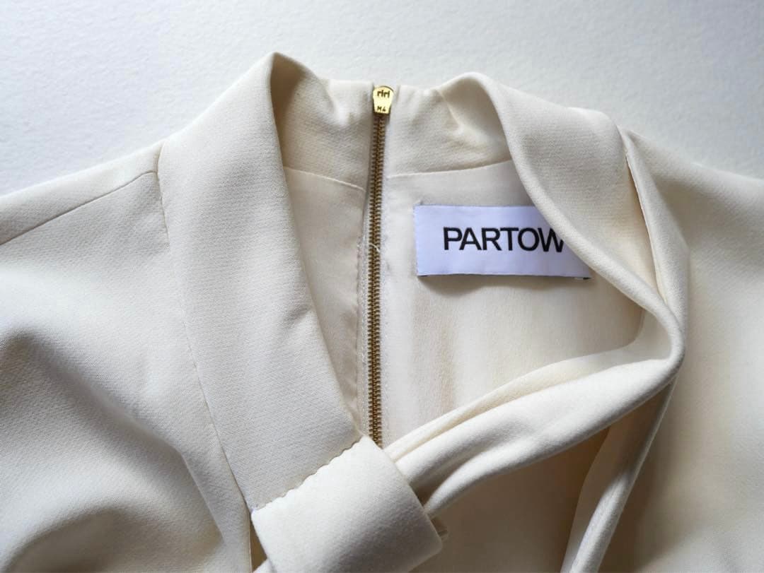 PARTOW パトゥ 定価22万円位 ボウタイ ワンピース