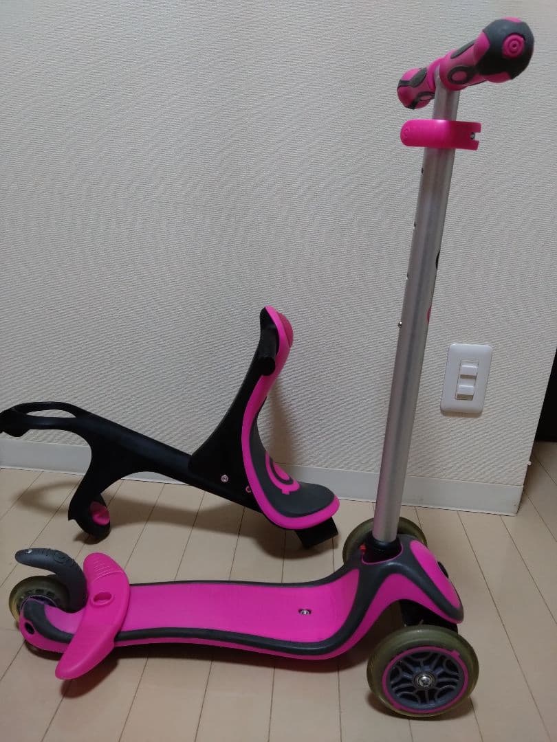 GLOBBER EVO COMFORT スクーター(プロテクター未使用品付)