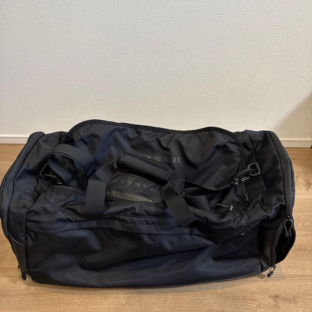 Oakley ブラック ボストンバッグ 46L〜50L