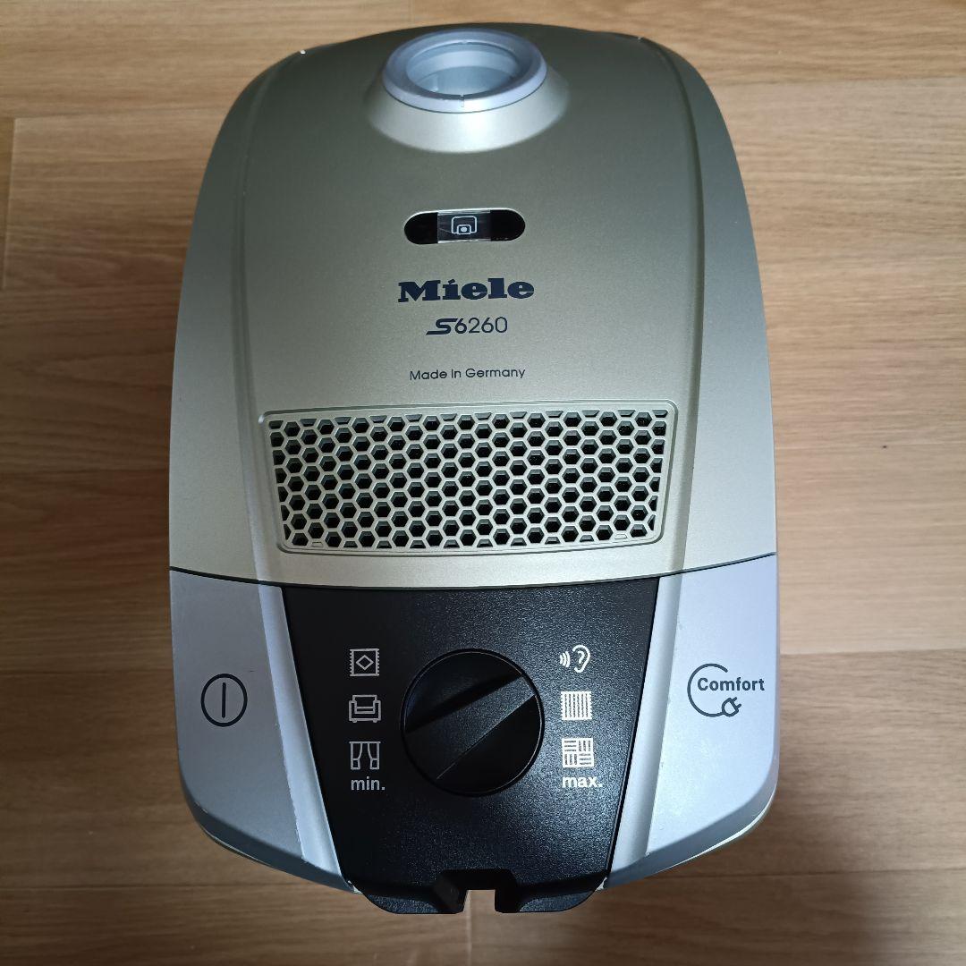 Miele ミーレ 紙パック式 クリーナー 掃除機 S6260 付属品多数