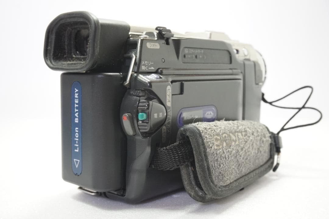 [動作品] Sony miniDV ビデオカメラ DCR-TRV10