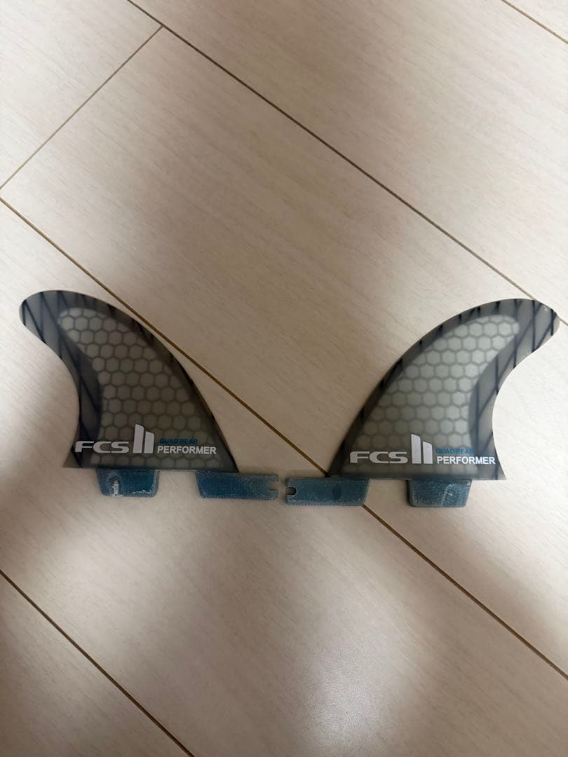 FCS2クワットサイドフィン2枚