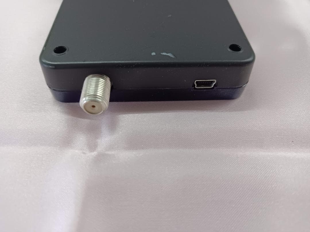 都《JVTCF》USB 接続チューナー　XIT-BRK100W テレビチューナー