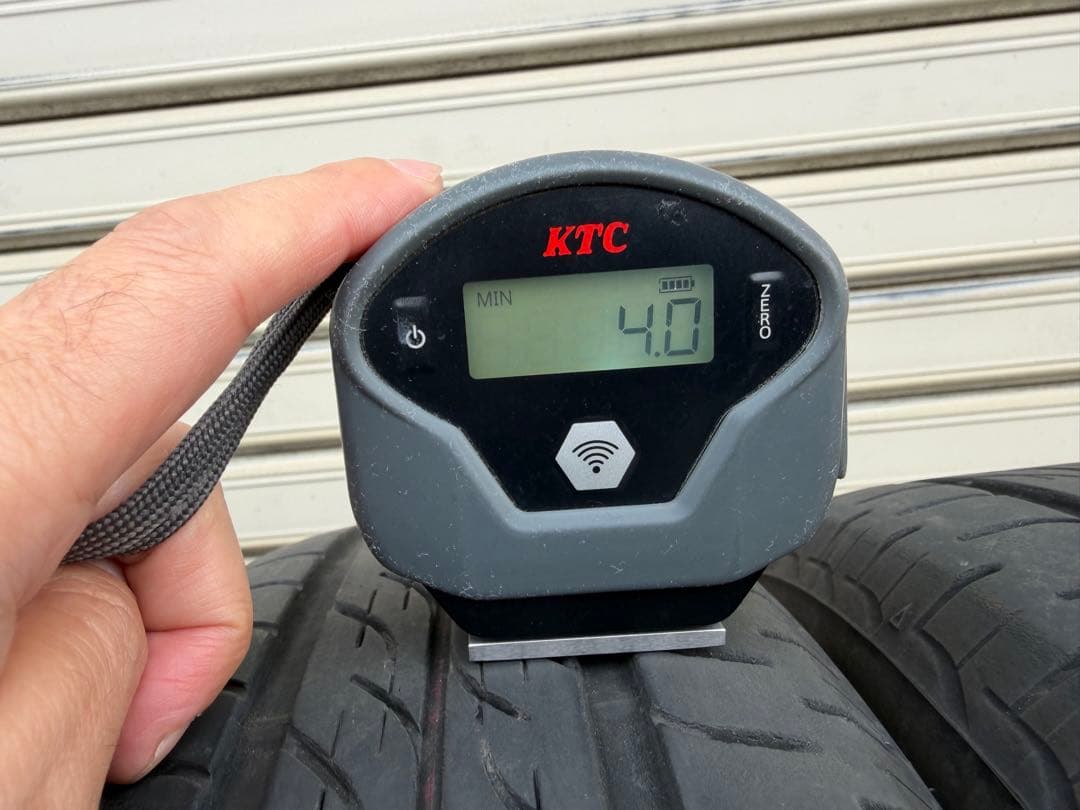 しんちゃん 155/65R14 ノーマル 22年製 BS ネクストリー