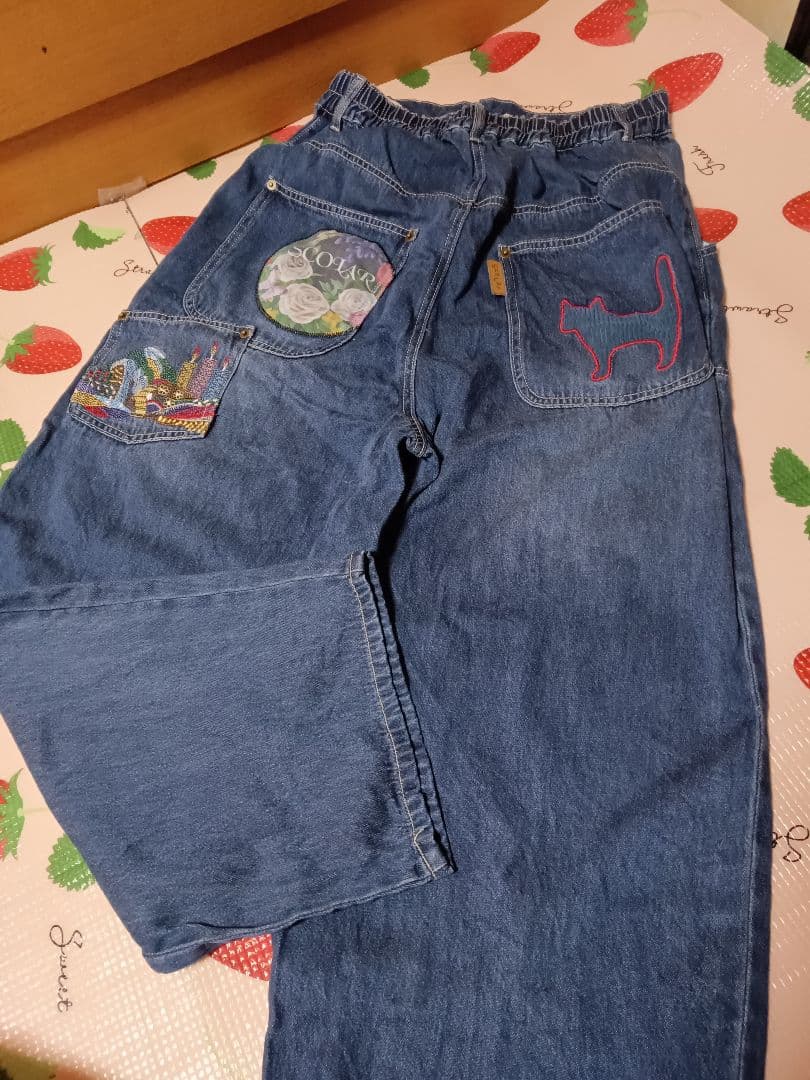 スカラー　刺繍付きワイドレッグデニムパンツ