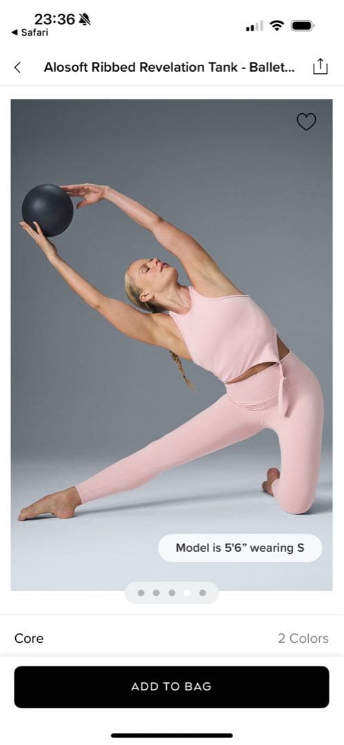 Alo Yoga アロソフトリブリベレーションタンク　ピンク
