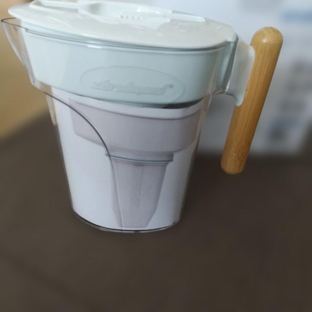 新品、未使用　未開封　ＺＥＲＯピッチャー　浄水器 水質測定機能付き