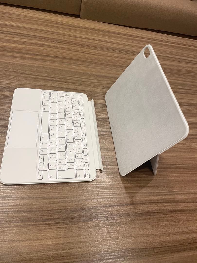iPad 第10世代用　Magic Keyboard Folio Apple純正