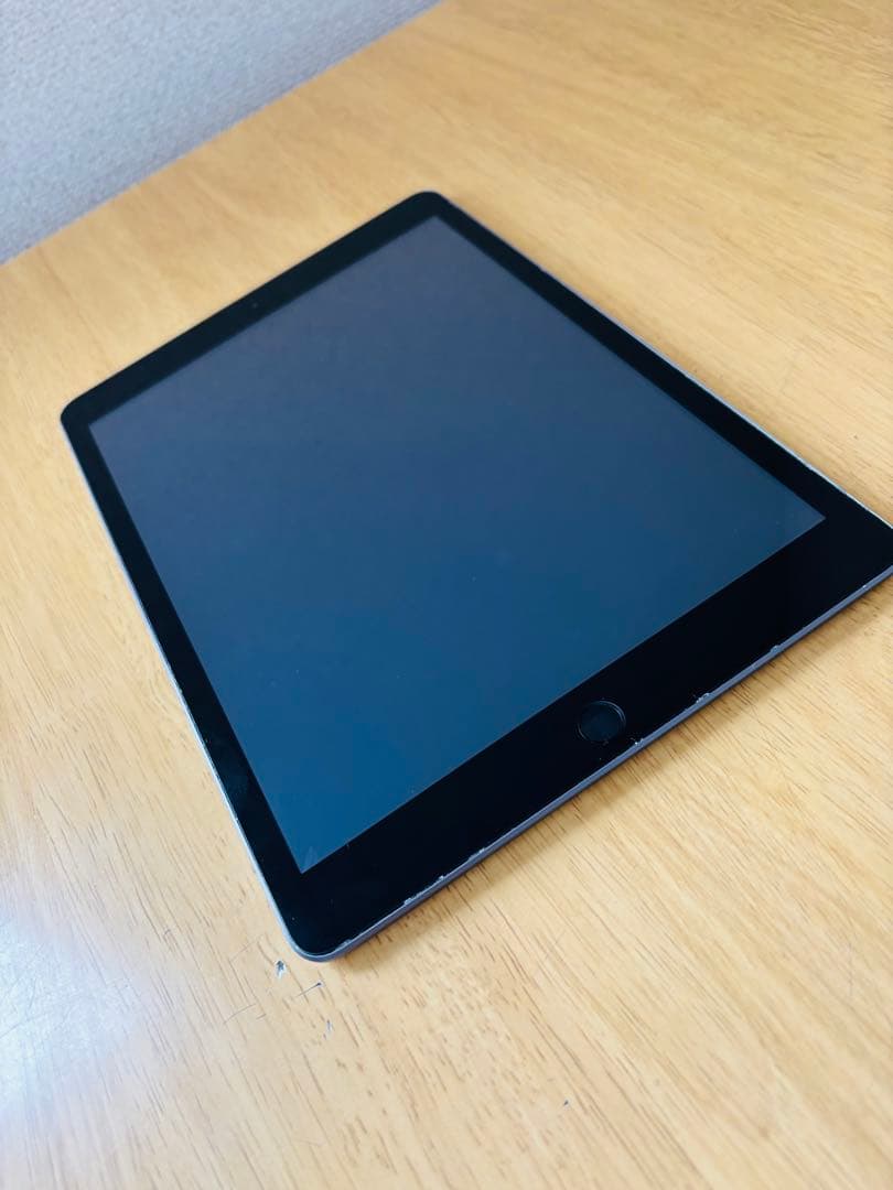 iPad8 第8世代 128GB スペースグレイ