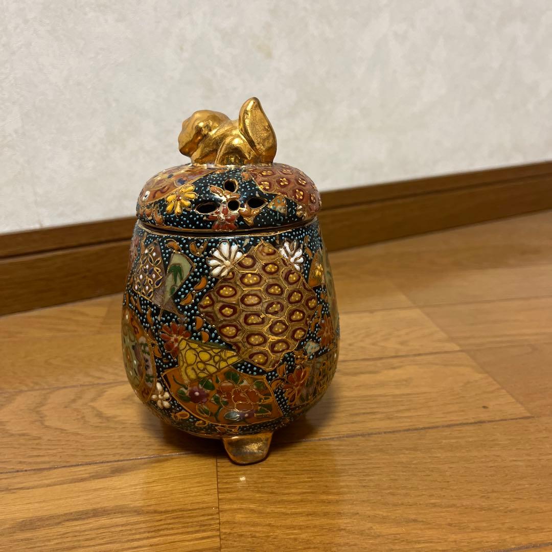 欠けあり　獅子　香炉