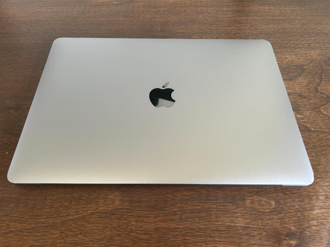 Apple MacBook Air M1 ノートパソコン