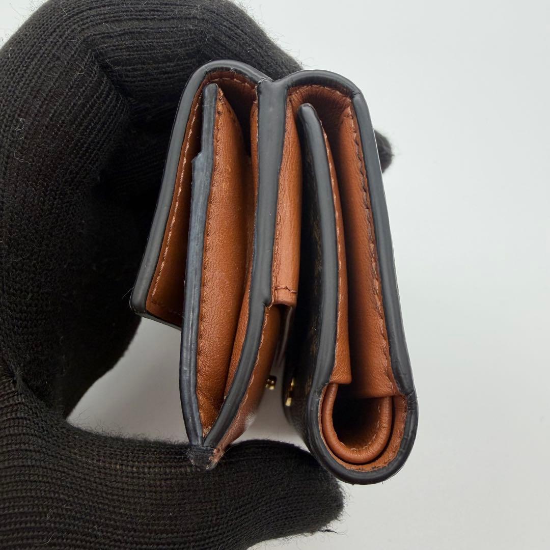 極美品　セリーヌ　スモール トリフォールド ウォレット　トリオンフ　レザー
