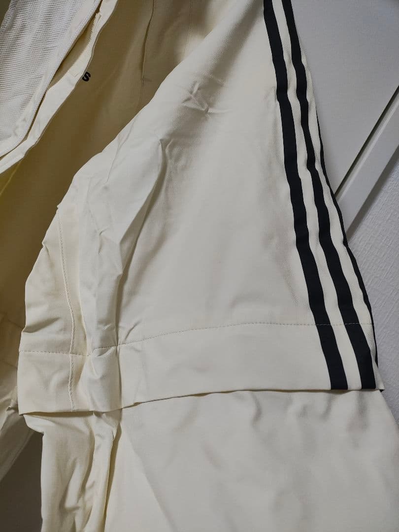 ▽新品未使用品▽アディダスゴルフ▽レインウェア上下セット▽雨具セット▽送料込み！
