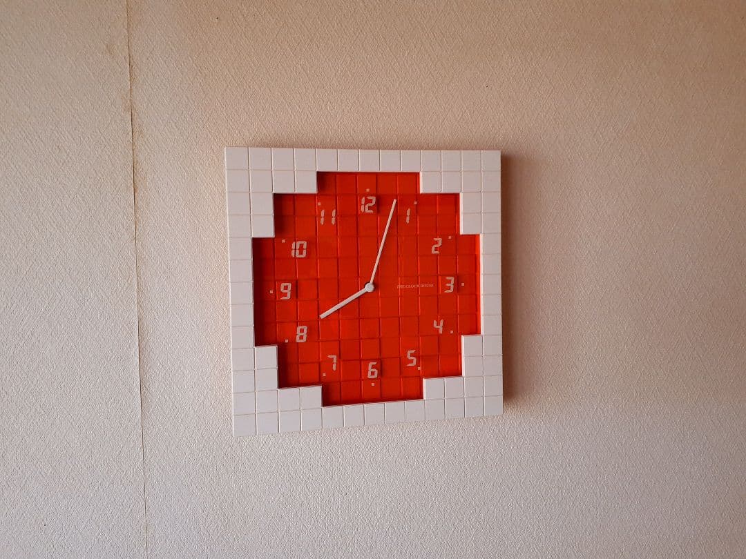 THE CLOCK HOUSE　掛け時計　ポストモダン　レトロポップ