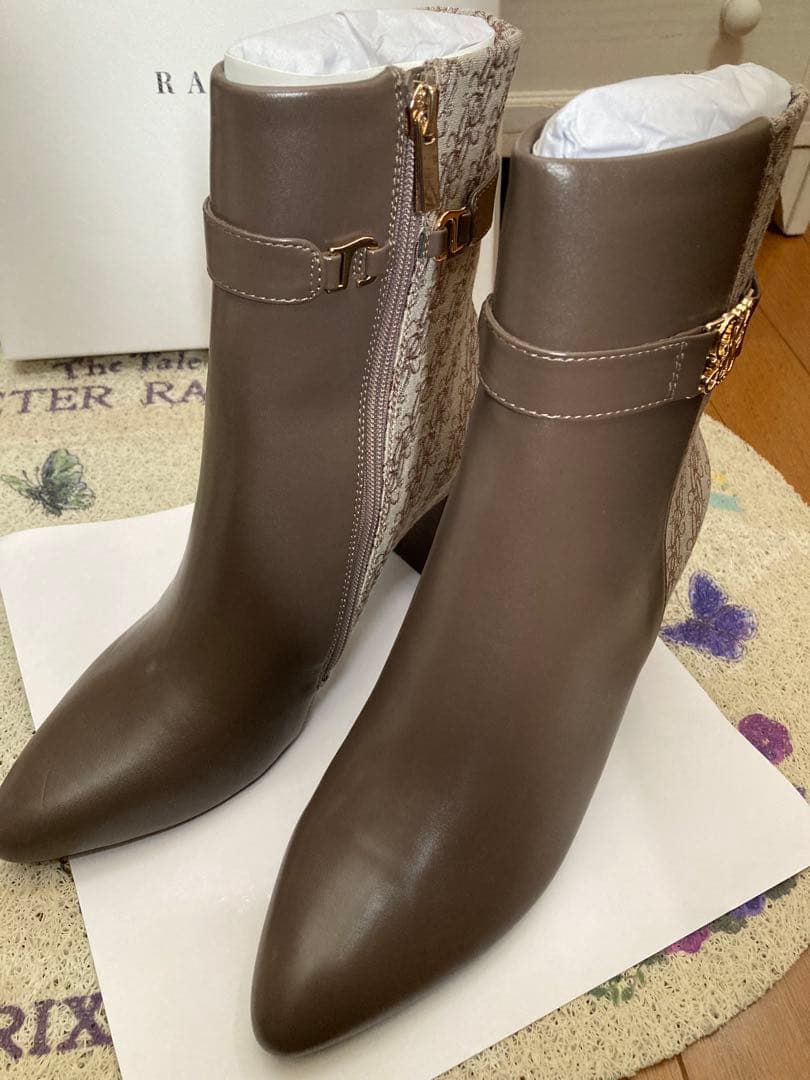 最終お値下げ　新品　ランダ　モノグラムデザインショートブーツ　LL brown