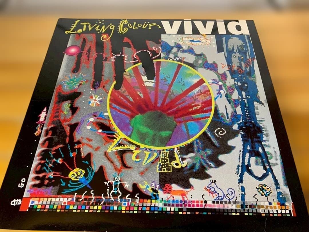 LIVING COLOUR リヴィング・カラー VIVID ビビッド