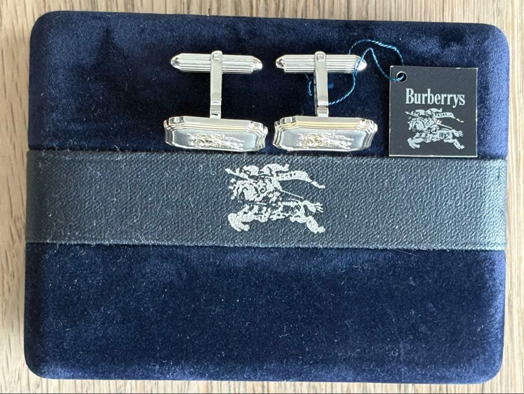 A・K⭐️美品 未使用 Burberrysスターリングシルバー製カフリンクス