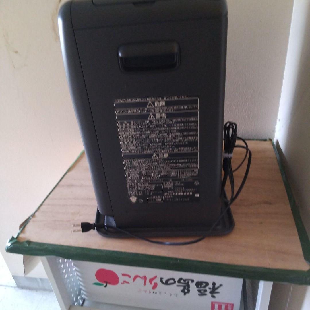 ダイニチ 石油ファンヒーター グレー