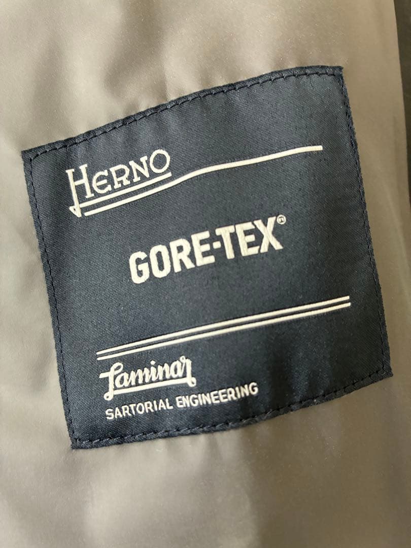 【試着のみ】Hernoラミナートレンチコート42 GORE-TEX