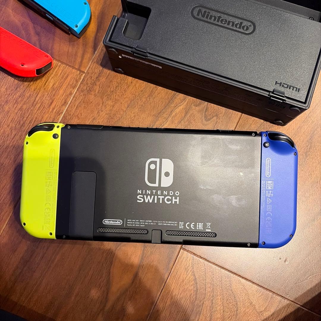 Nintendo Switch 本体 イエロー/ブルー/レッド
