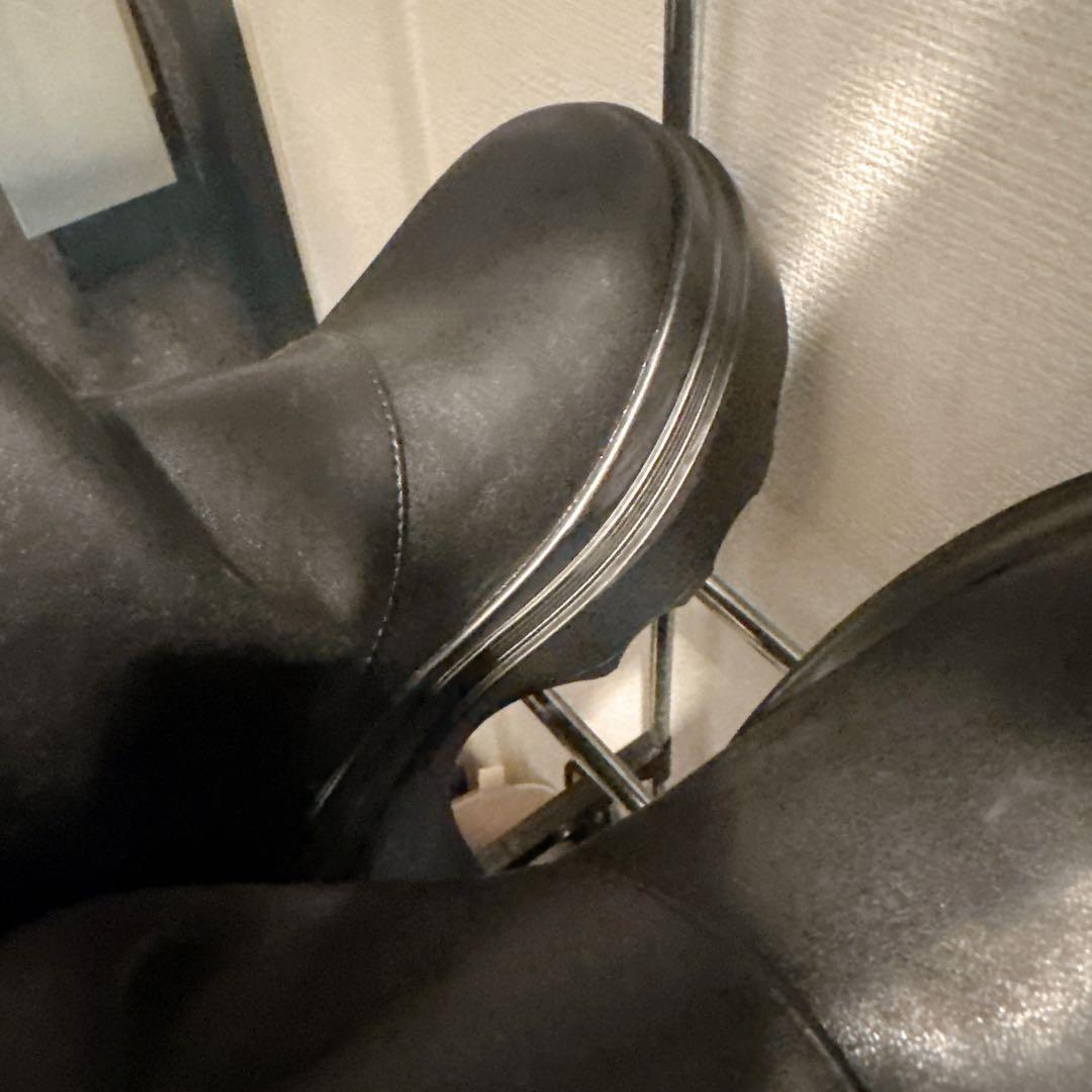 THE TOÉ Schaafen Belt Boots