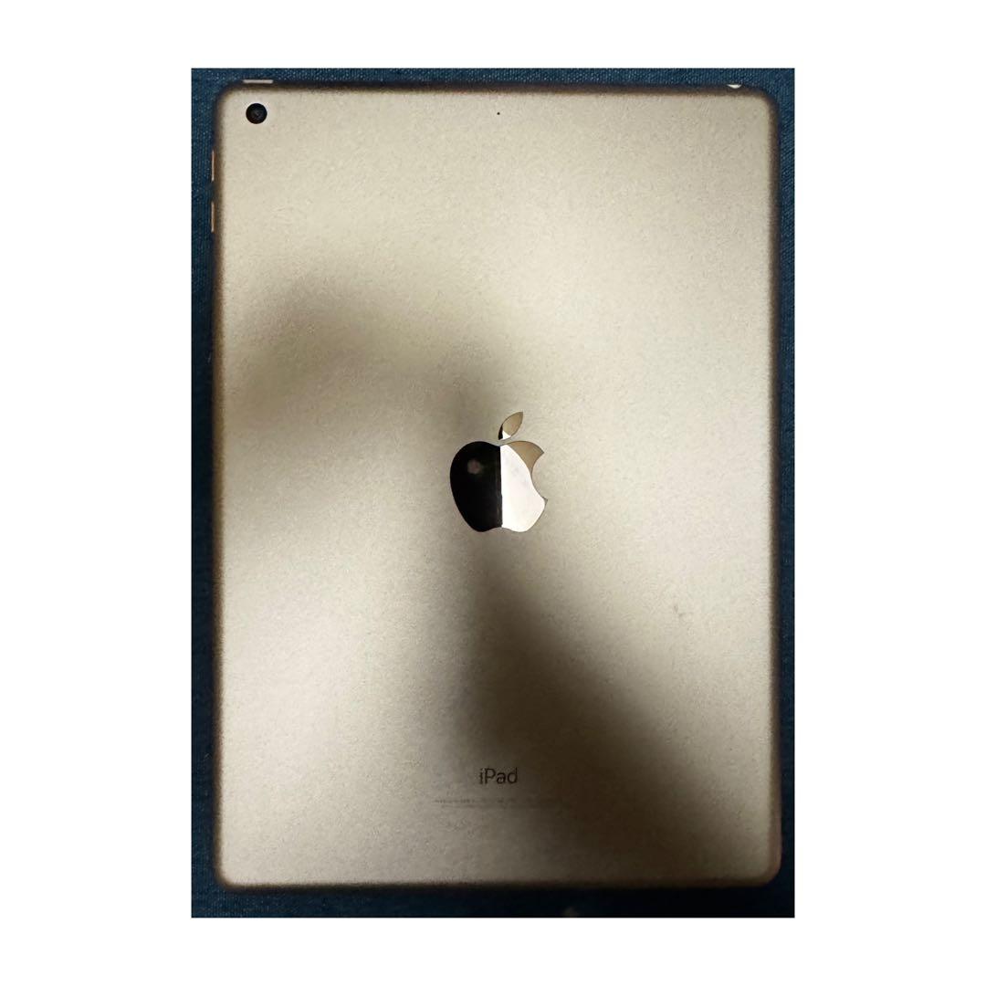 iPad 第6世代 32GB