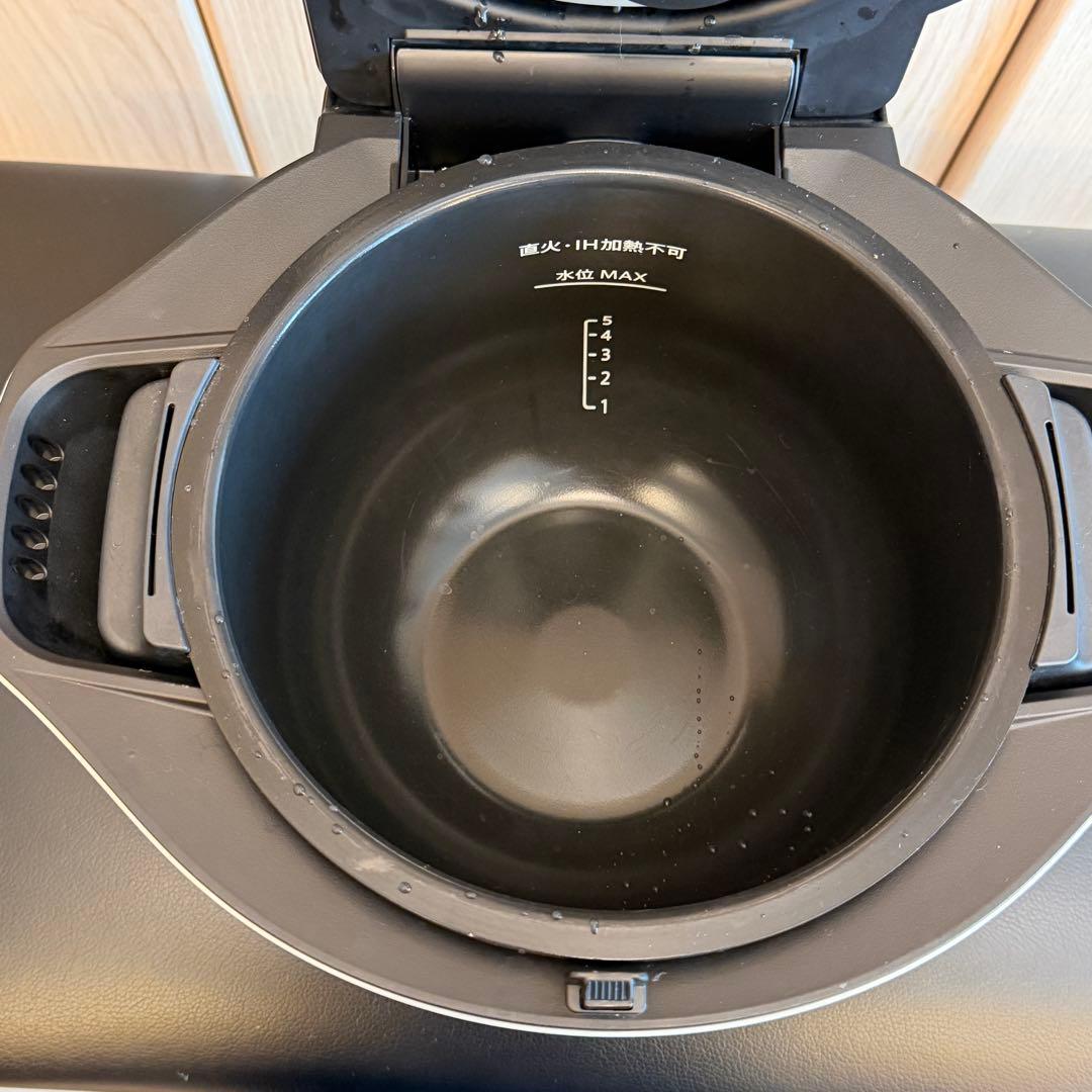 SHARP ヘルシオ ホットクック KN-HW24G-W 2.4L ホワイト