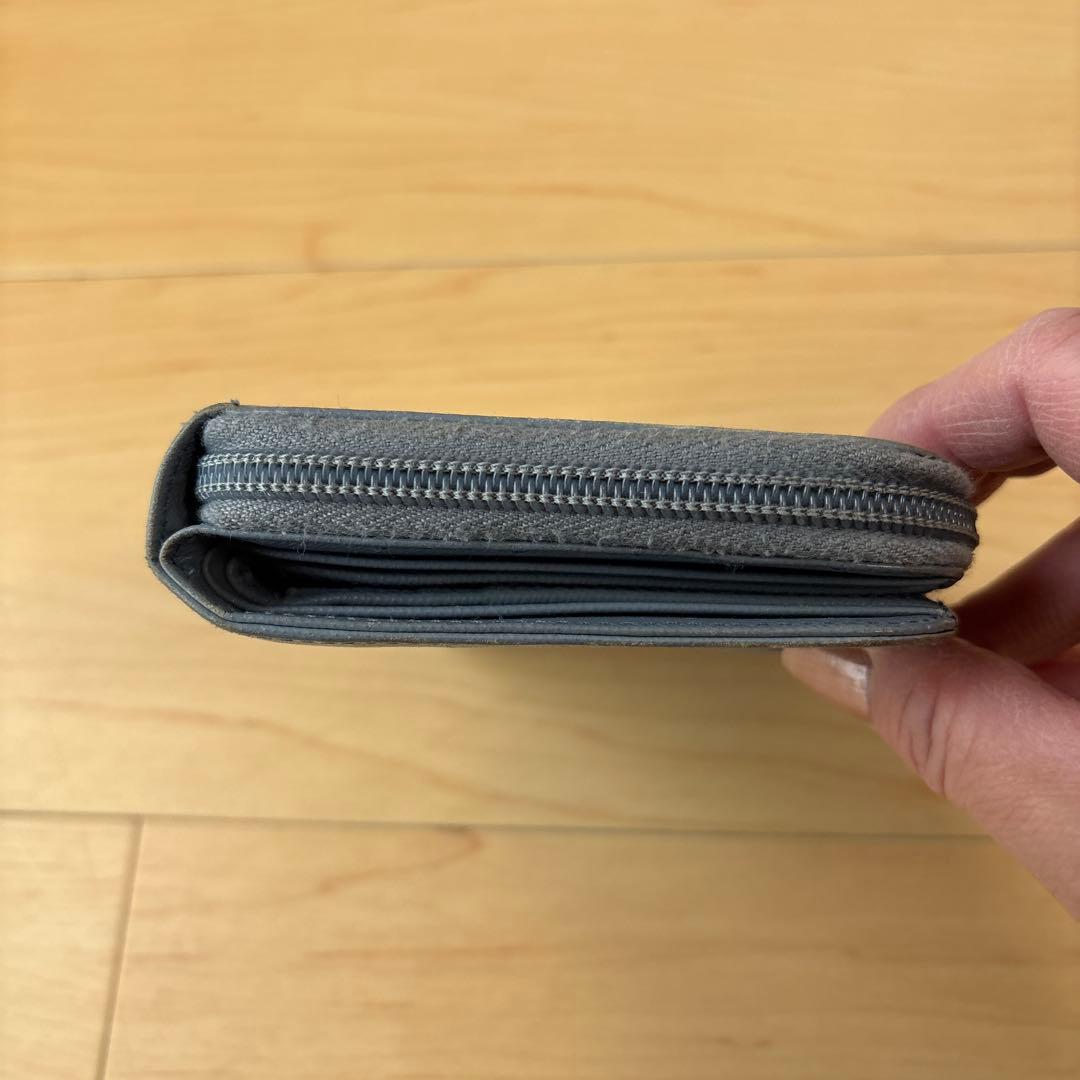 ⭐️プラダ　二つ折り財布