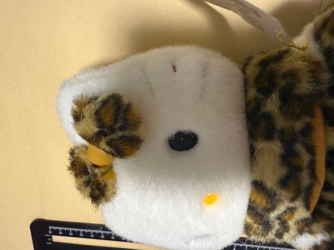 豹柄　ハローキティ　サンリオ
